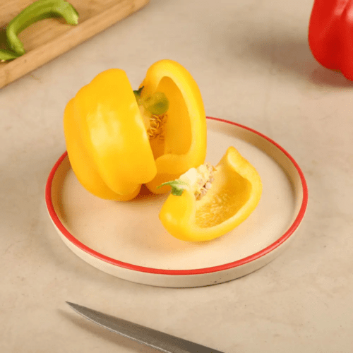 Fresh Yellow Bell Pepper - 250g – close-up – InHydroGreens, same-day delivery in Delhi NCR
